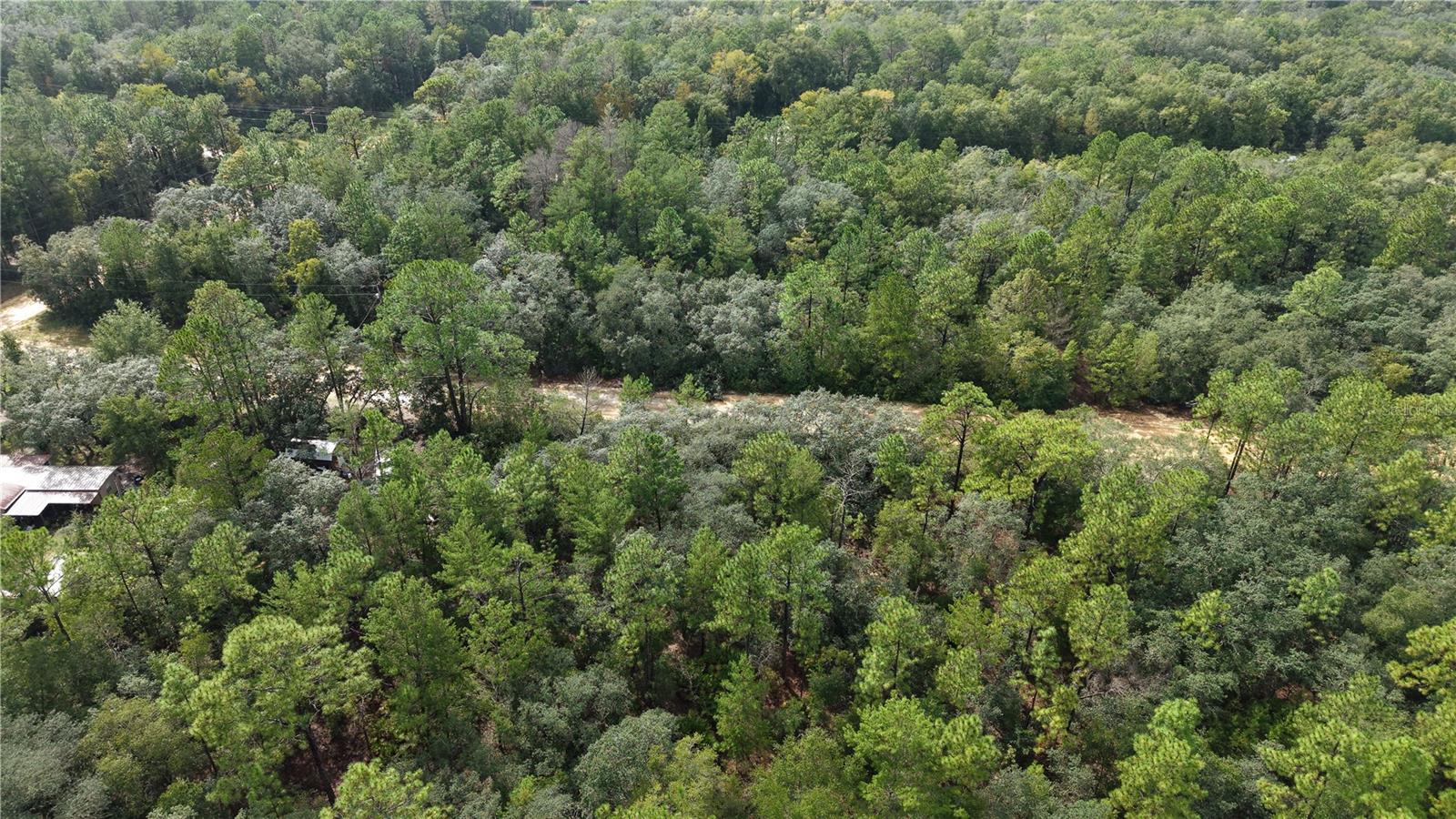 INTERLACHEN LAKES ESTATES - Land
