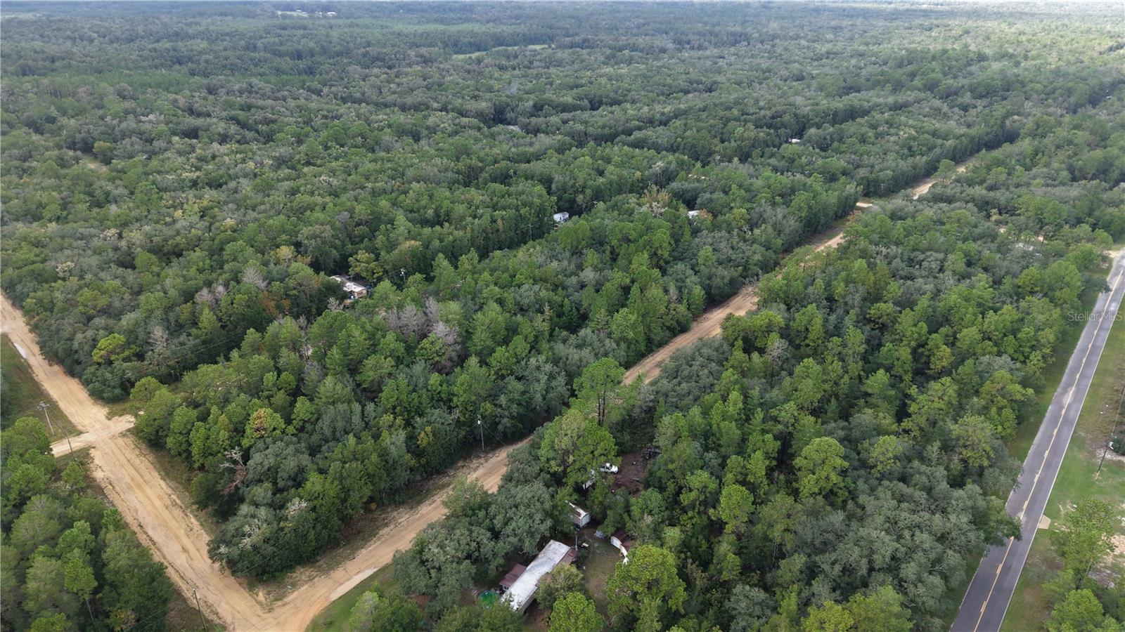 INTERLACHEN LAKES ESTATES - Land