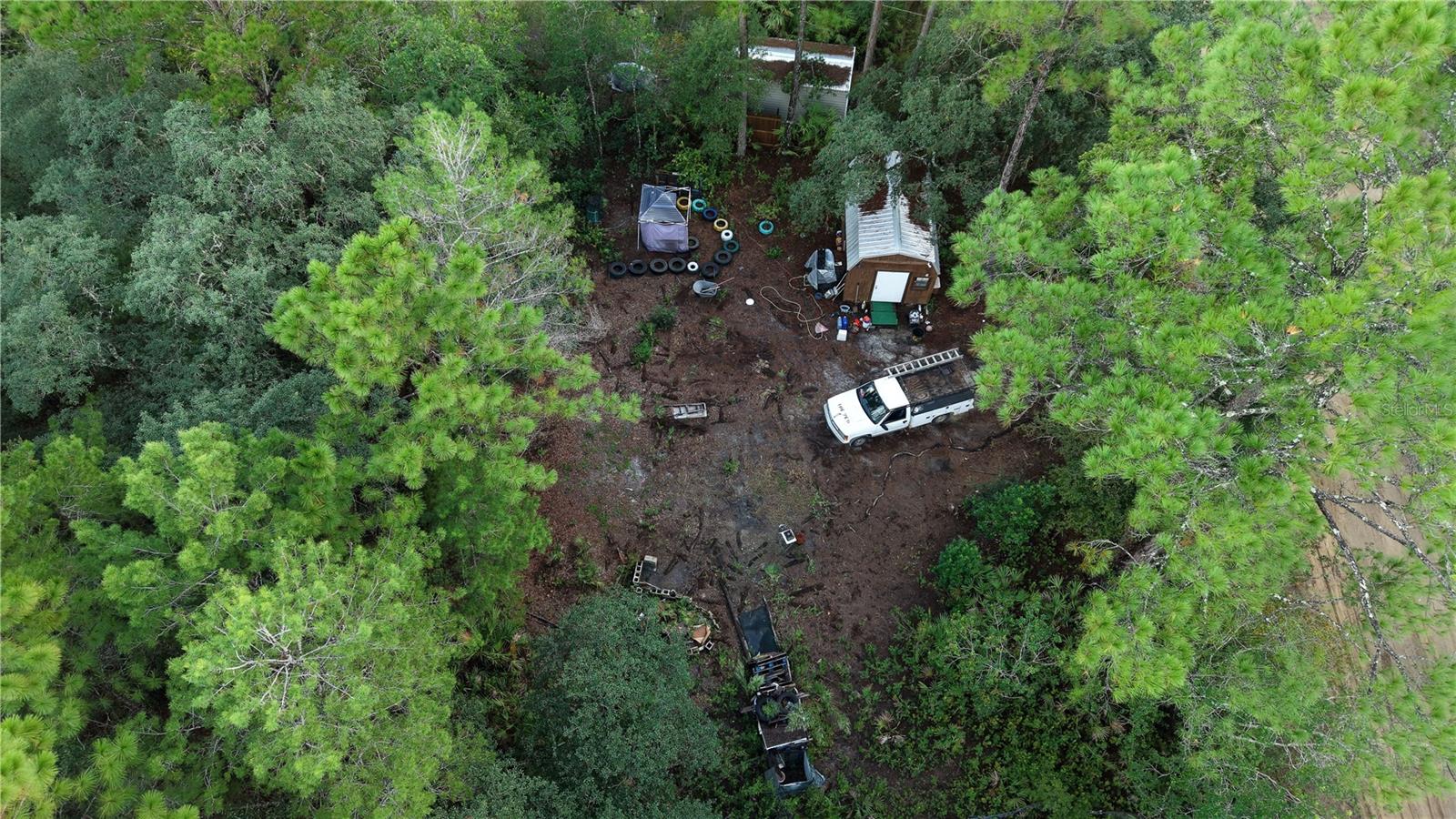 INTERLACHEN LAKES ESTATES - Land