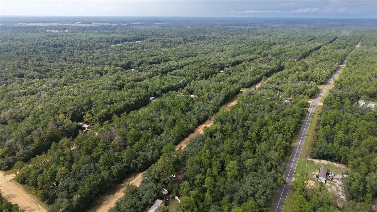 INTERLACHEN LAKES ESTATES - Land
