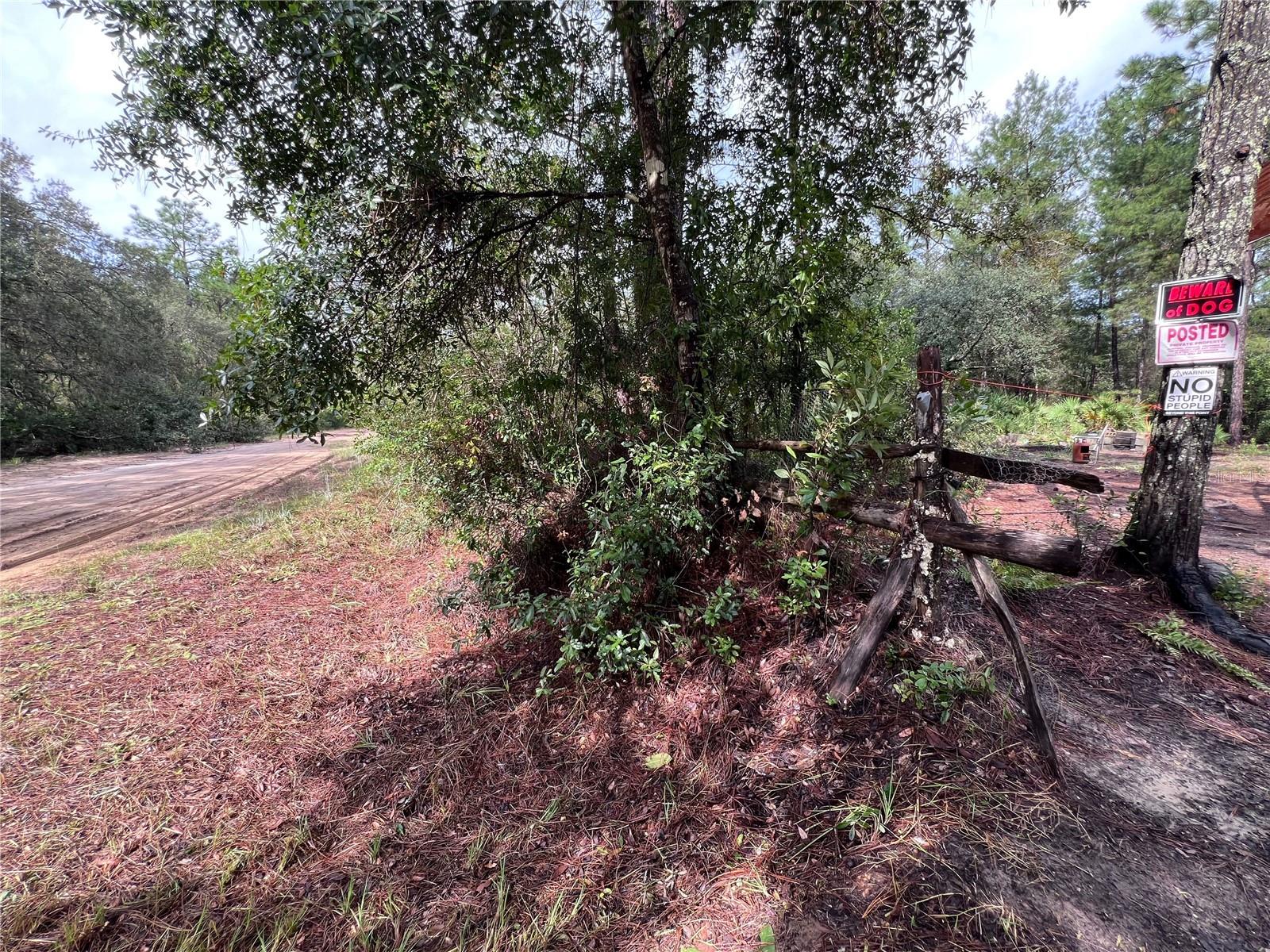INTERLACHEN LAKES ESTATES - Land