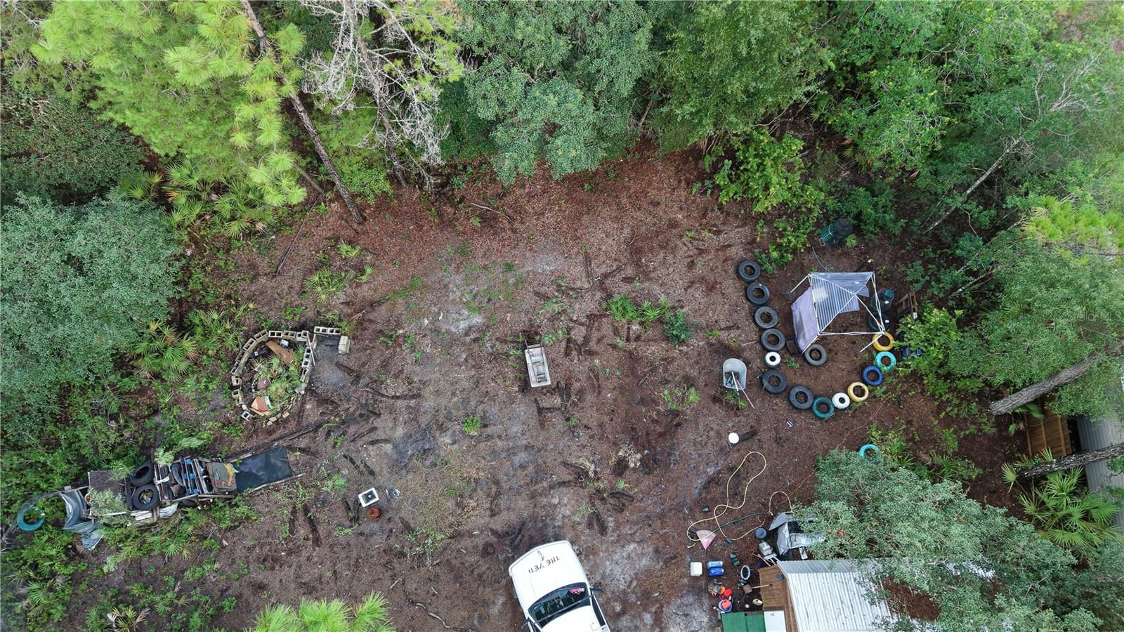 INTERLACHEN LAKES ESTATES - Land