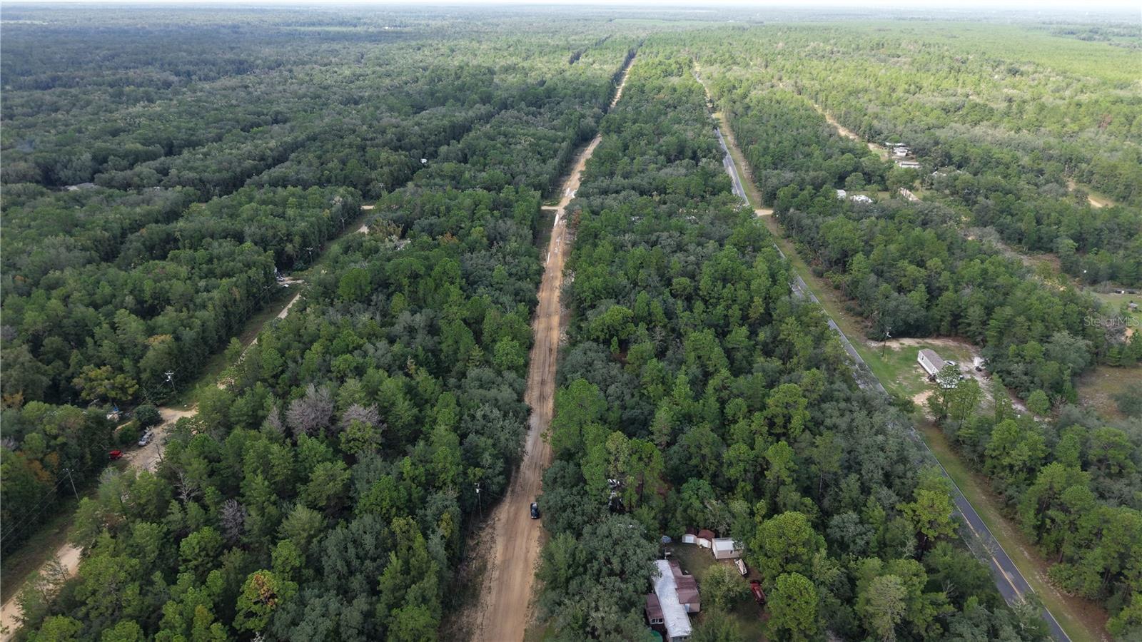 INTERLACHEN LAKES ESTATES - Land