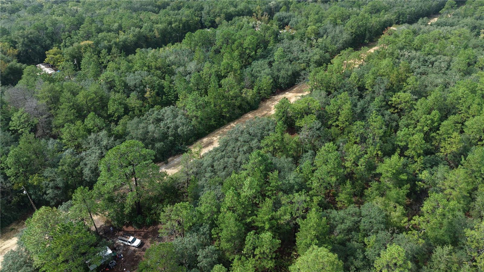 INTERLACHEN LAKES ESTATES - Land