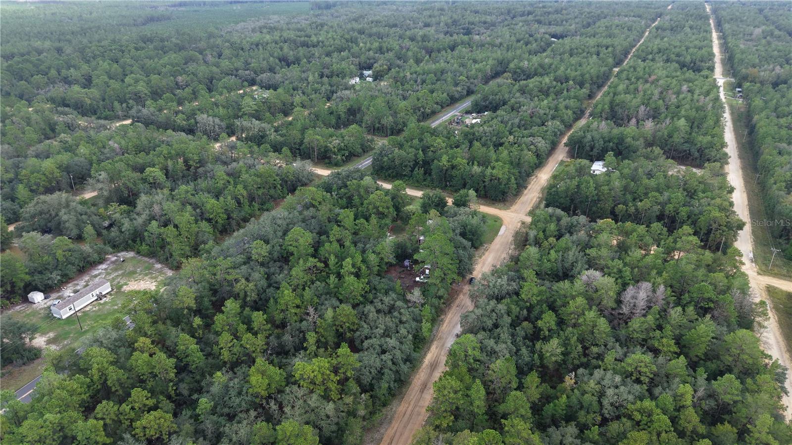 INTERLACHEN LAKES ESTATES - Land