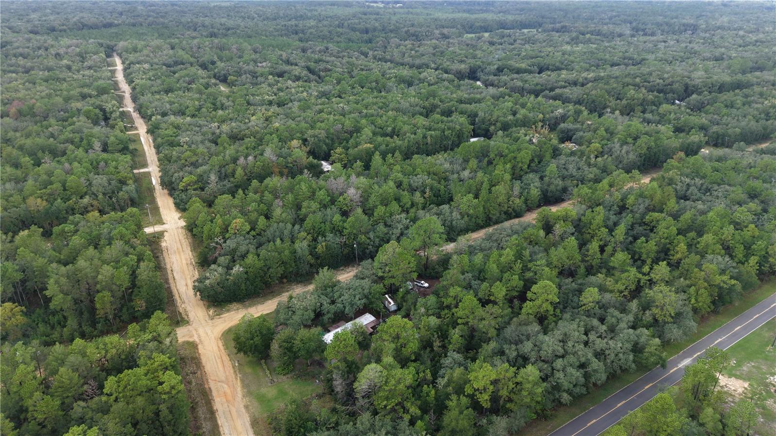 INTERLACHEN LAKES ESTATES - Land