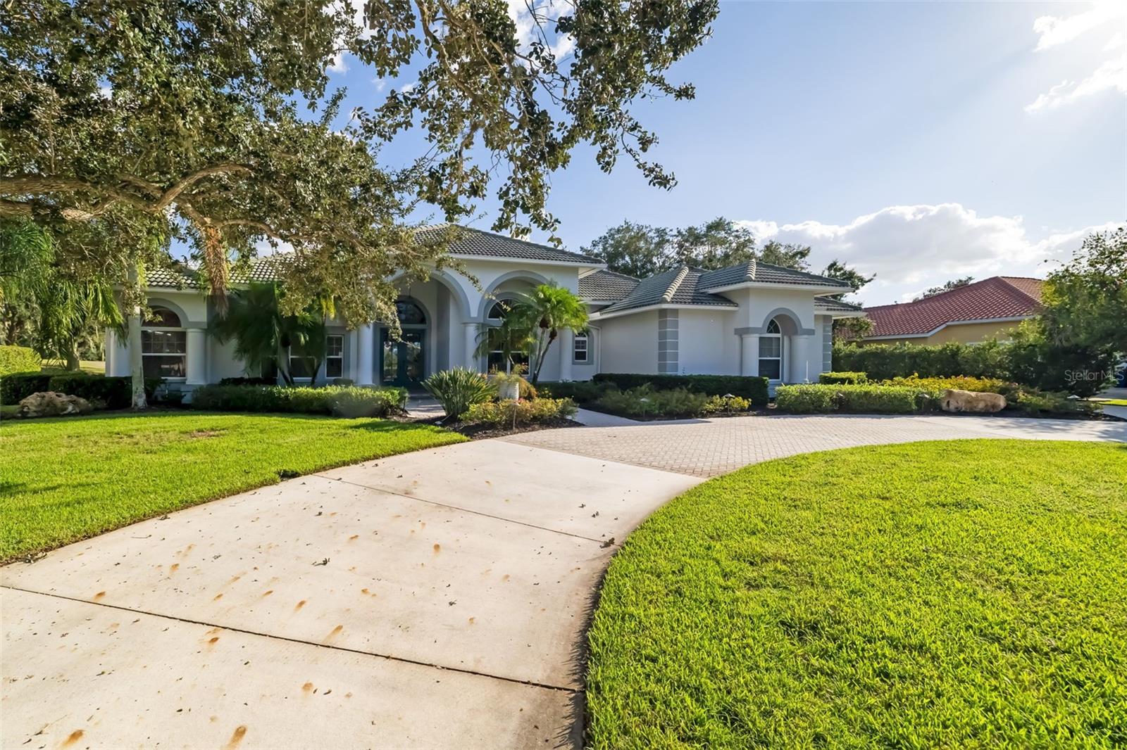LAUREL OAK ESTATES SEC 01 - Residential