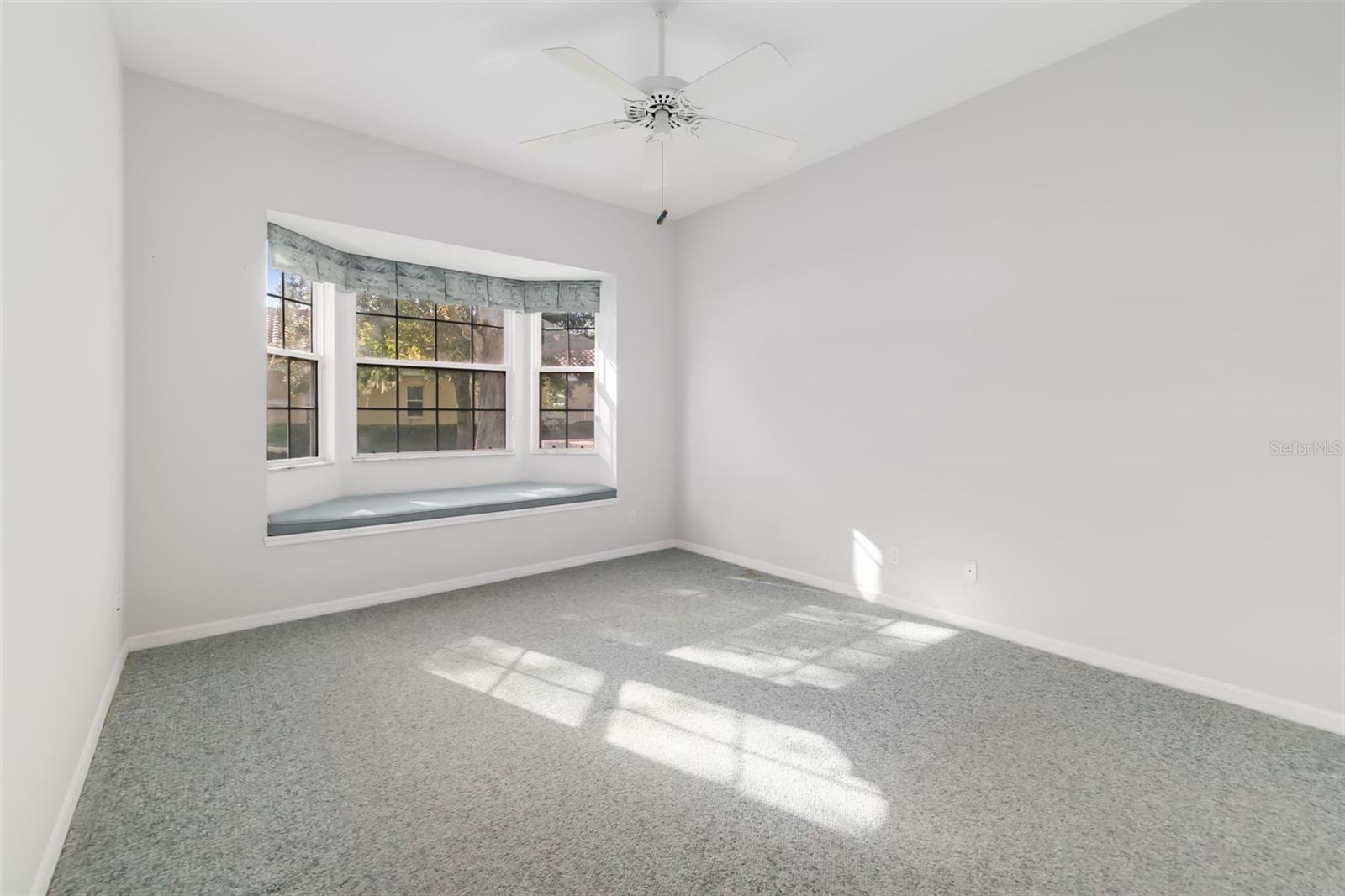 LAUREL OAK ESTATES SEC 01 - Residential