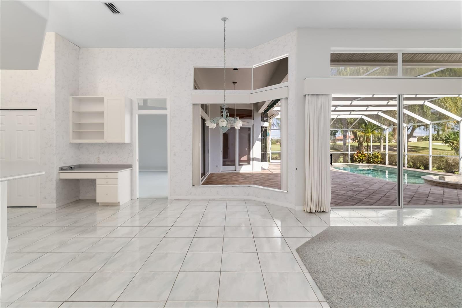 LAUREL OAK ESTATES SEC 01 - Residential