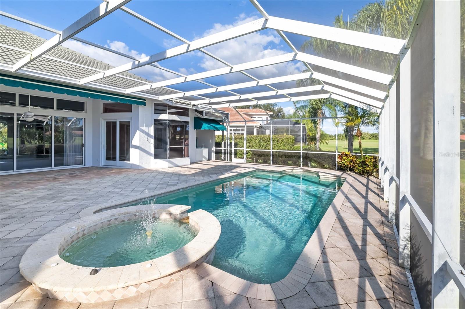 LAUREL OAK ESTATES SEC 01 - Residential