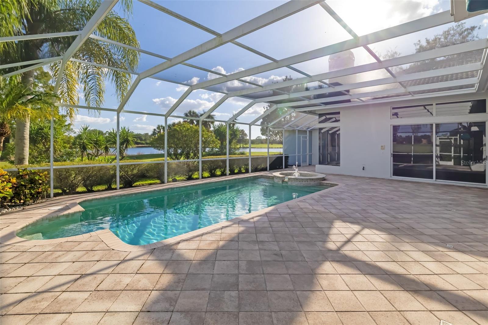 LAUREL OAK ESTATES SEC 01 - Residential