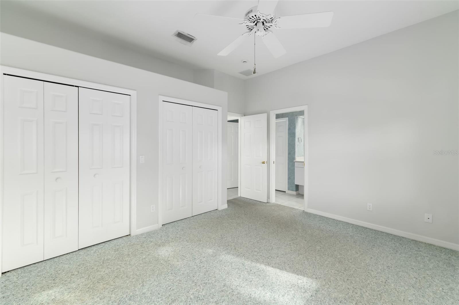 LAUREL OAK ESTATES SEC 01 - Residential