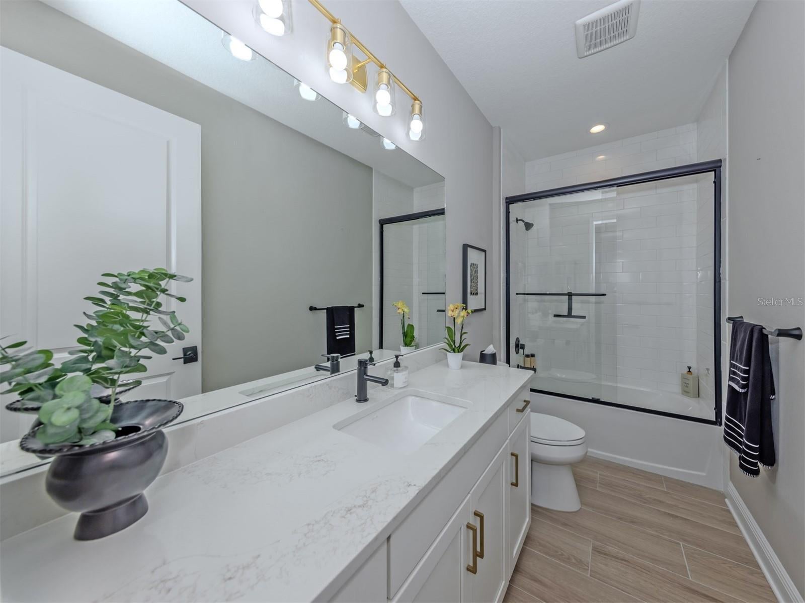 GRAND PALM - Residential