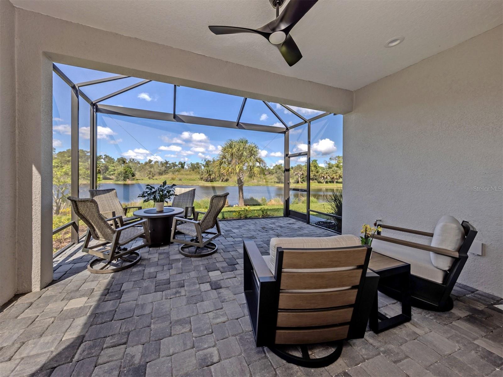 GRAND PALM - Residential