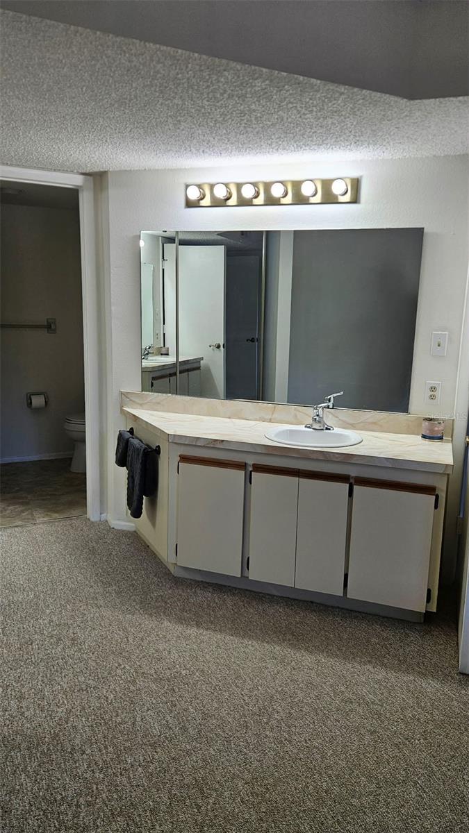 OAKS 03 - Residential