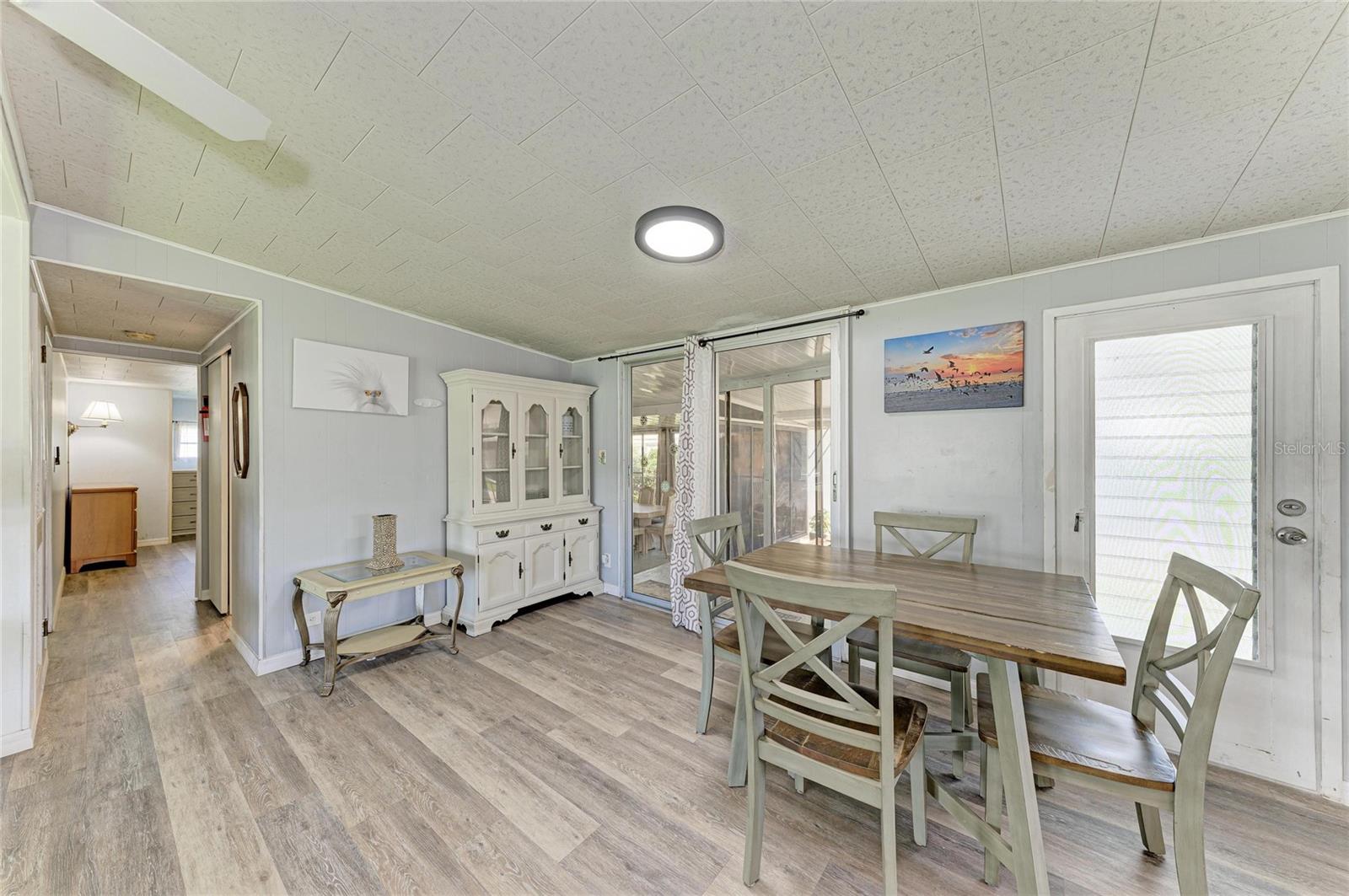 TRI-PAR ESTATES - Residential