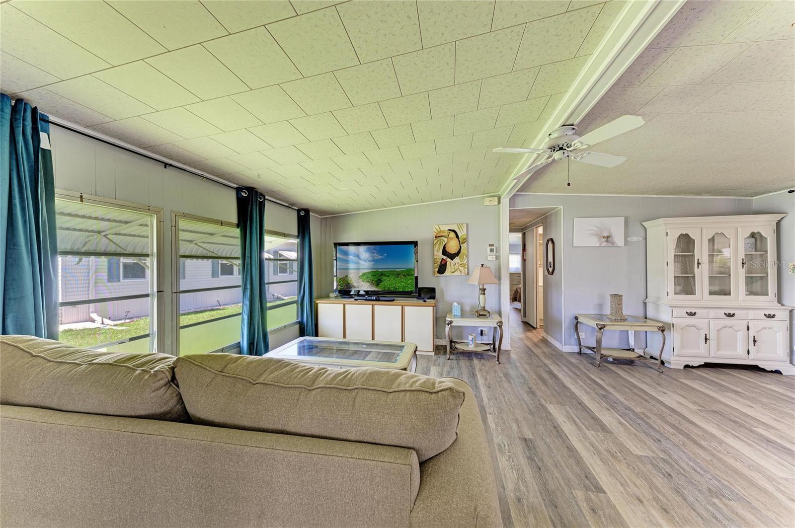 TRI-PAR ESTATES - Residential
