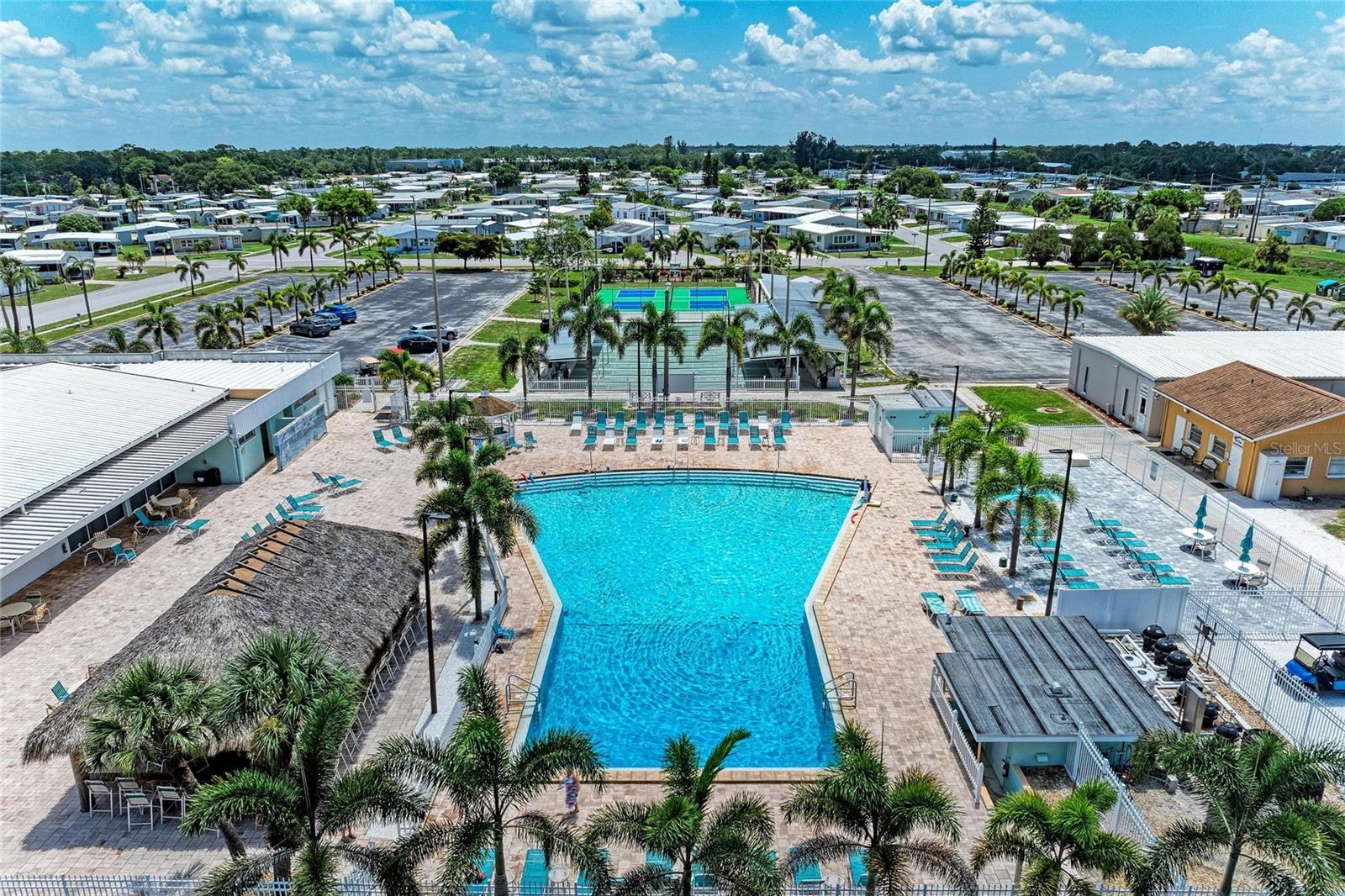 TRI-PAR ESTATES - Residential
