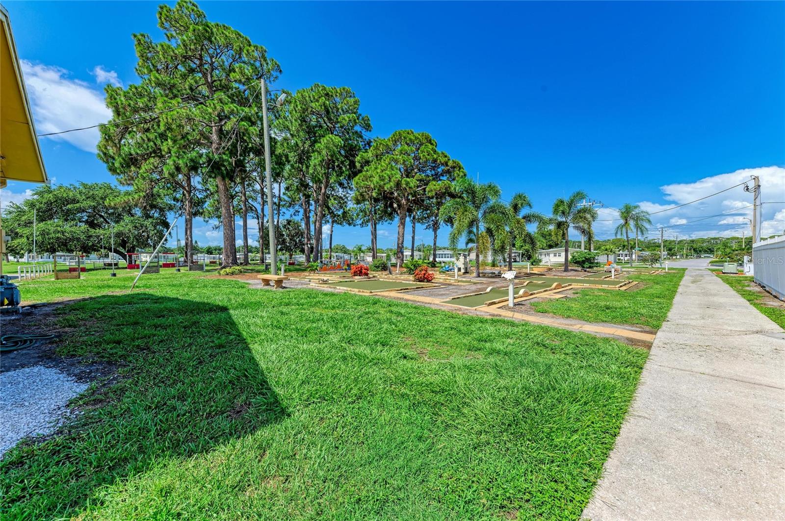 TRI-PAR ESTATES - Residential