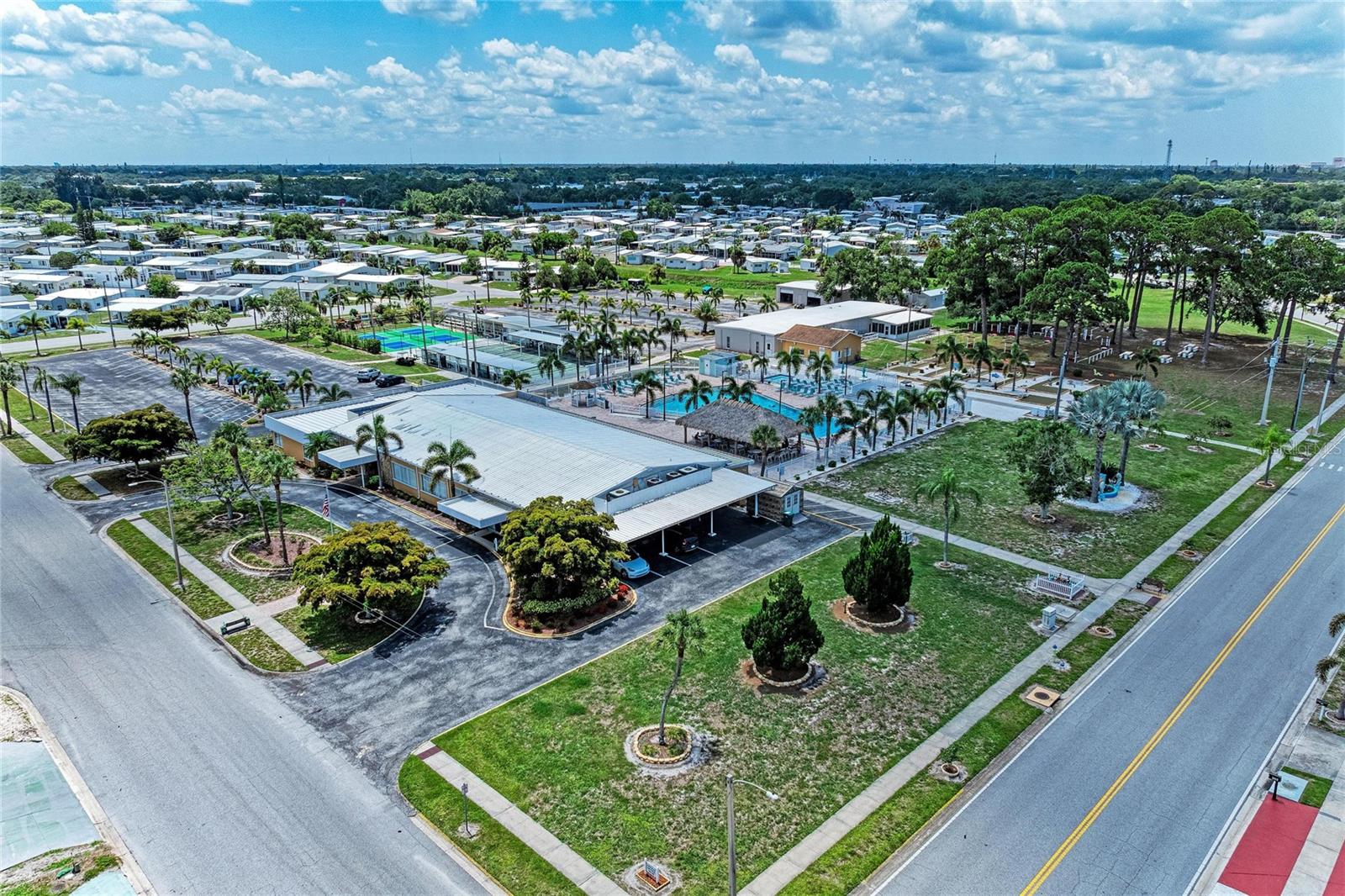 TRI-PAR ESTATES - Residential