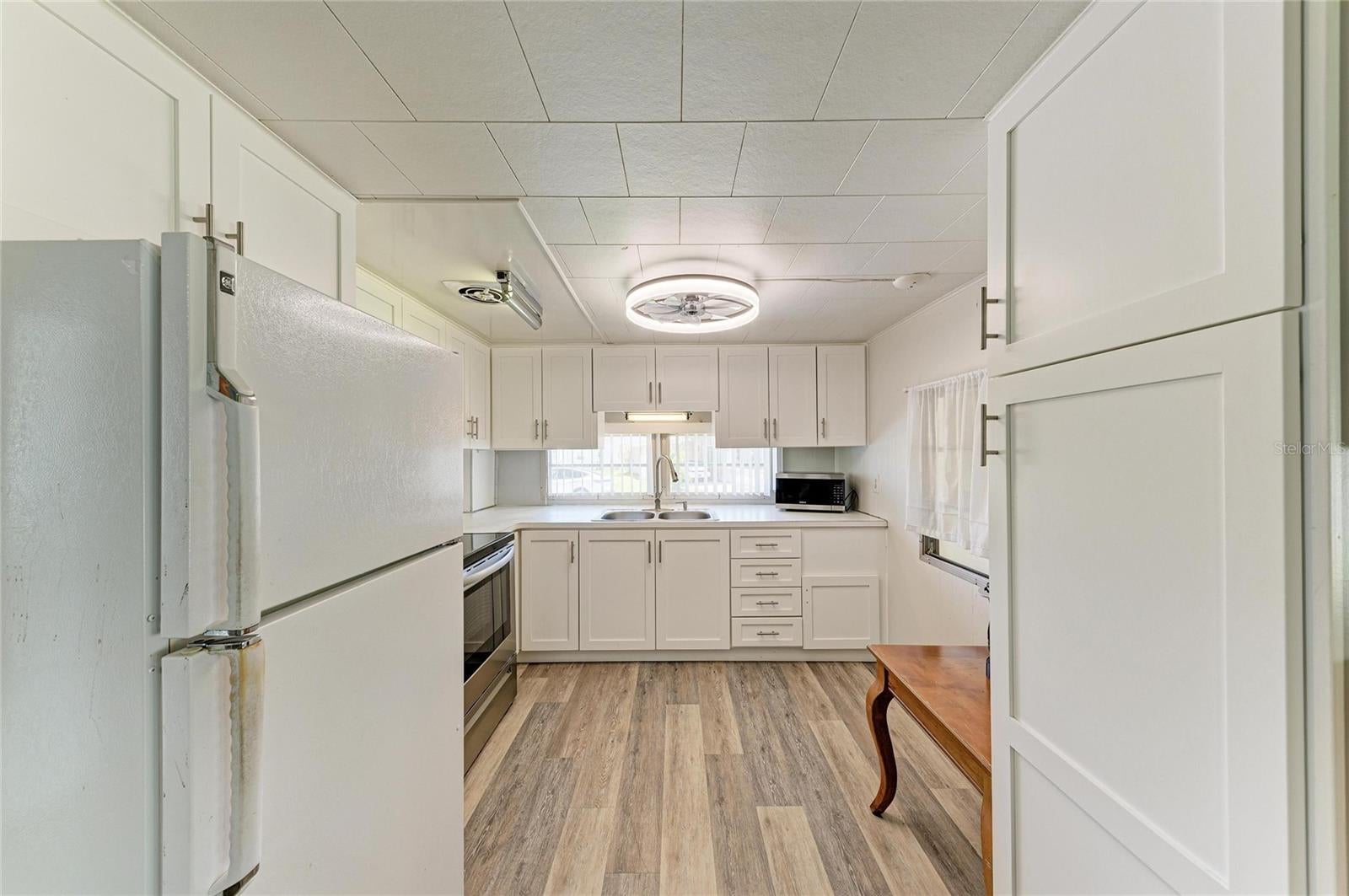 TRI-PAR ESTATES - Residential