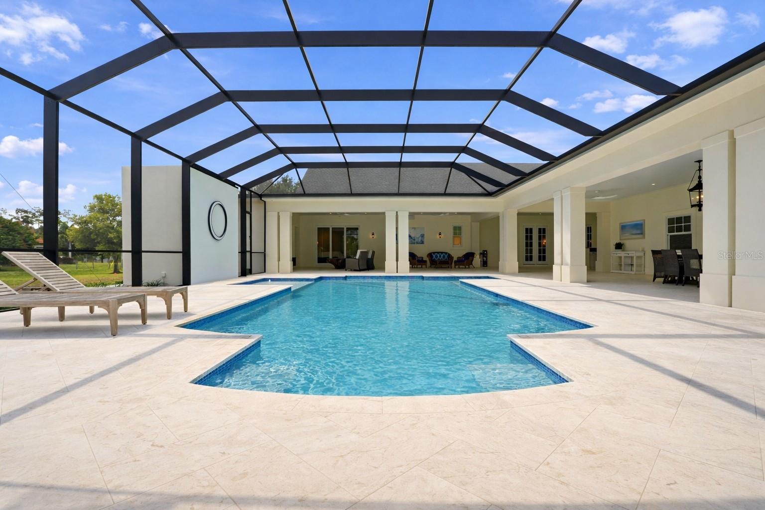 COLONIAL FARMS - Residential