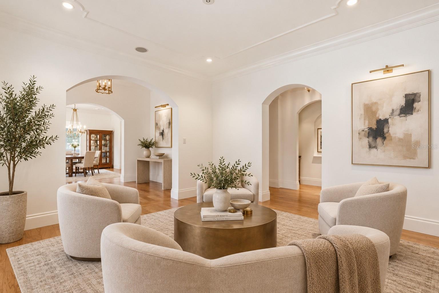 COLONIAL FARMS - Residential