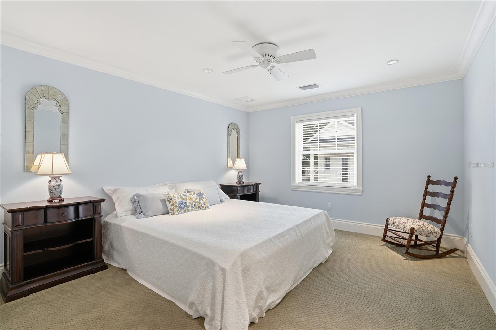COLONIAL FARMS - Residential