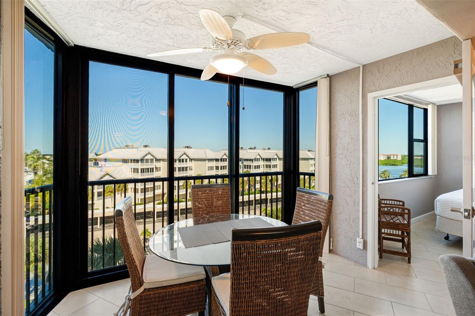 HARBOR TOWERS Y & R - Residential