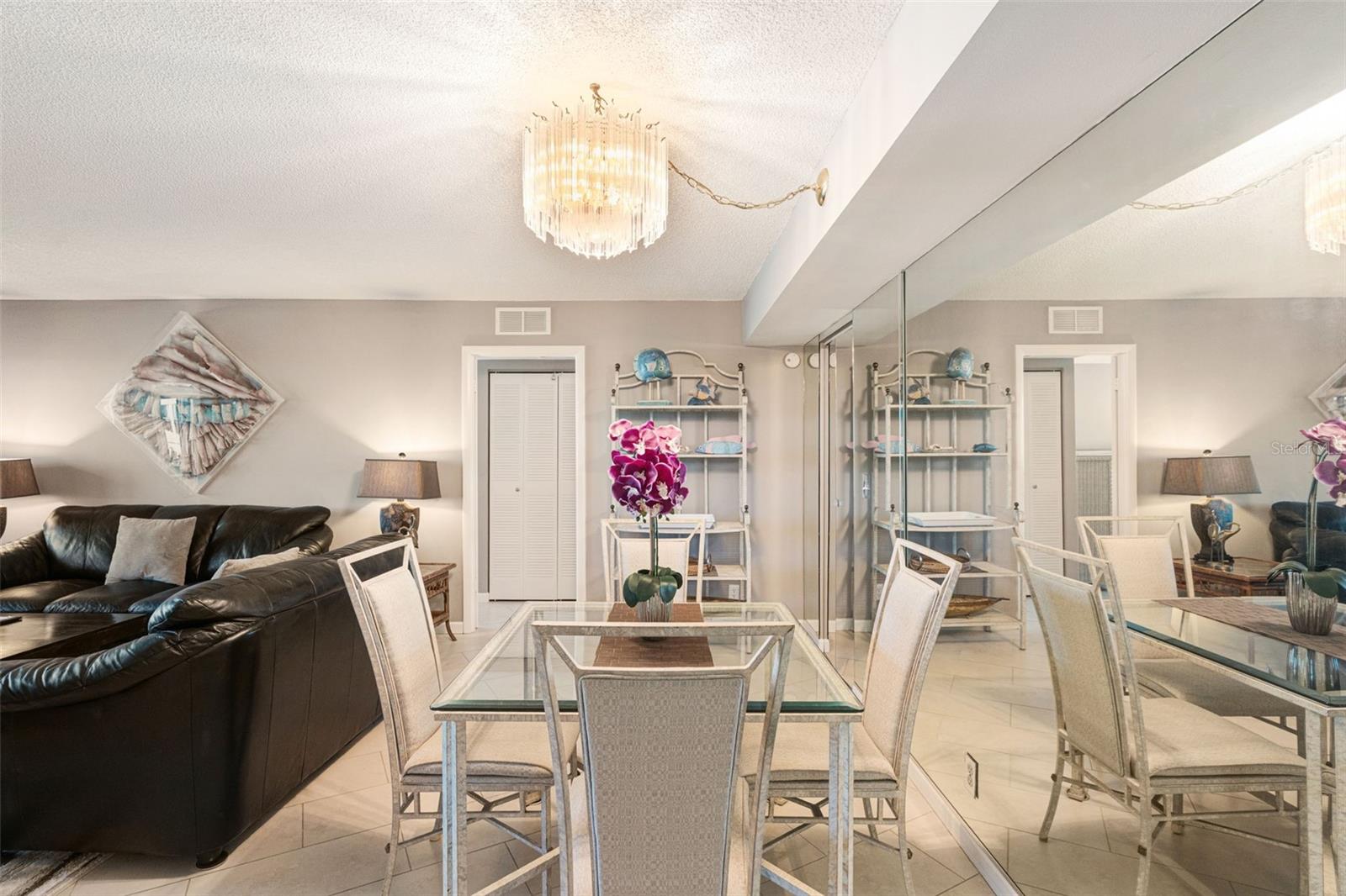 HARBOR TOWERS Y & R - Residential
