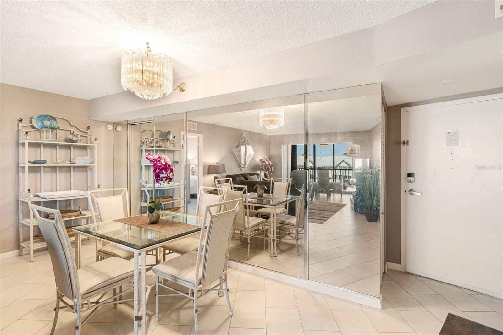 HARBOR TOWERS Y & R - Residential