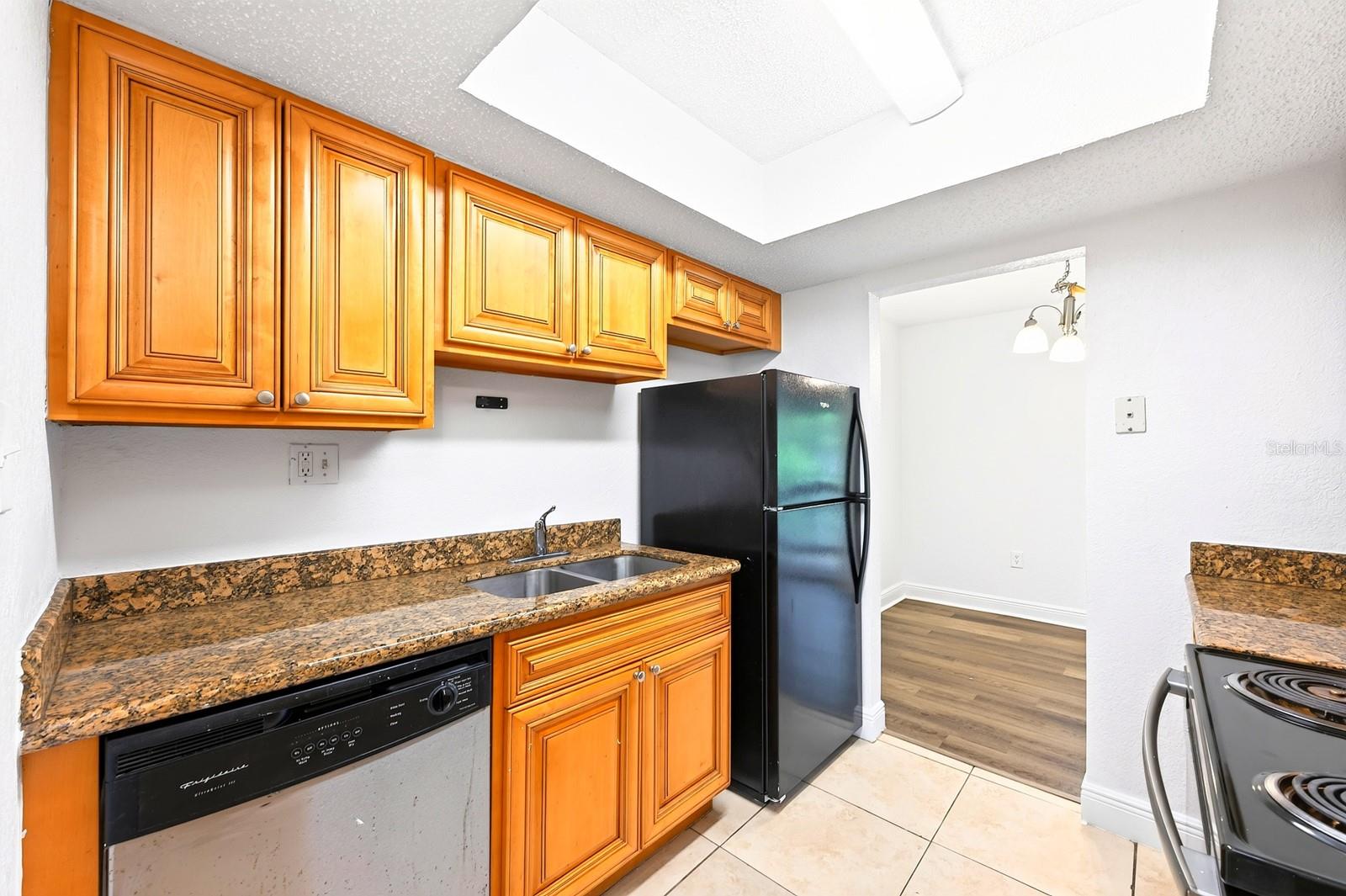 MILLENNIUM PALMS - Residential
