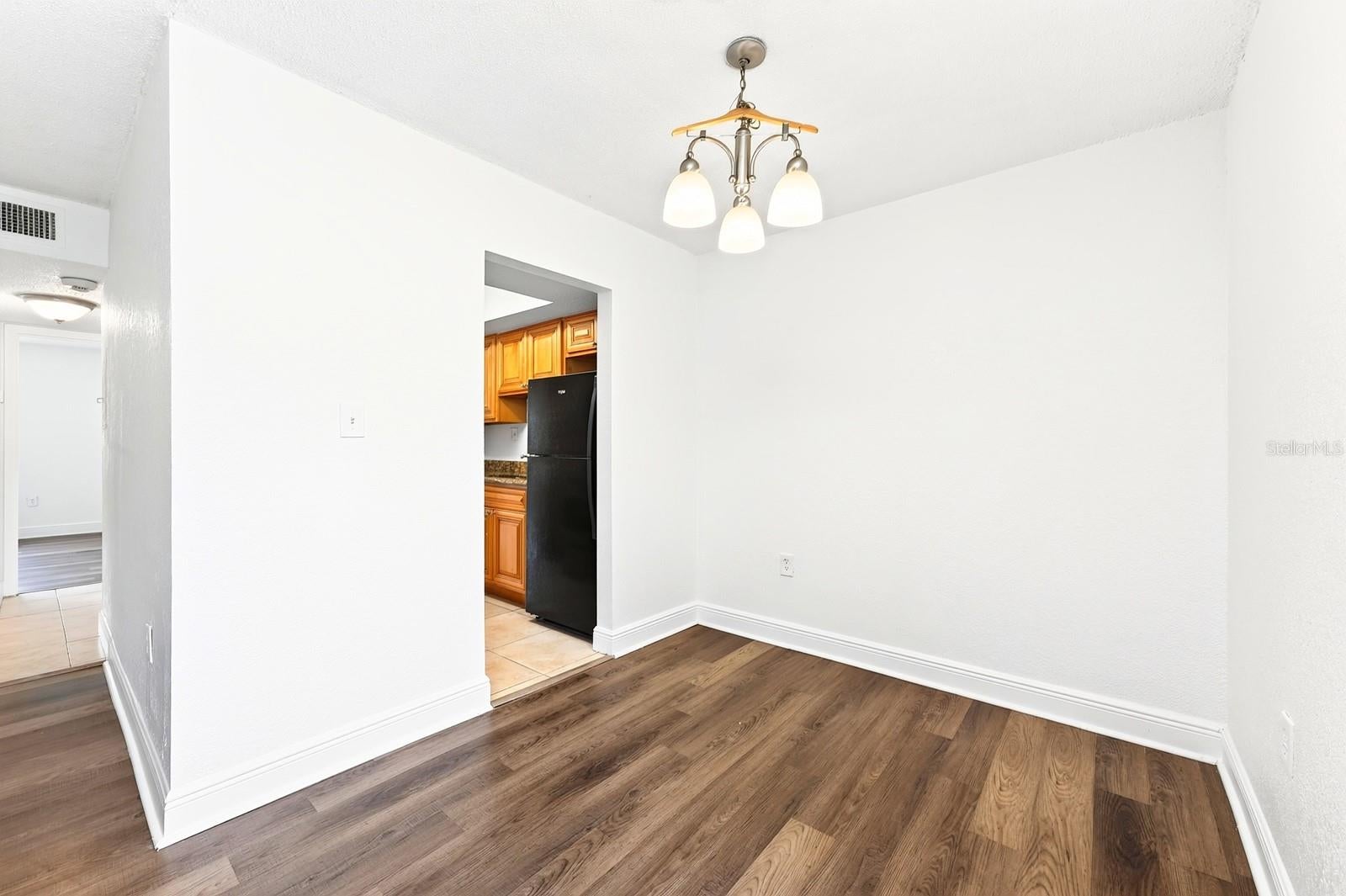 MILLENNIUM PALMS - Residential