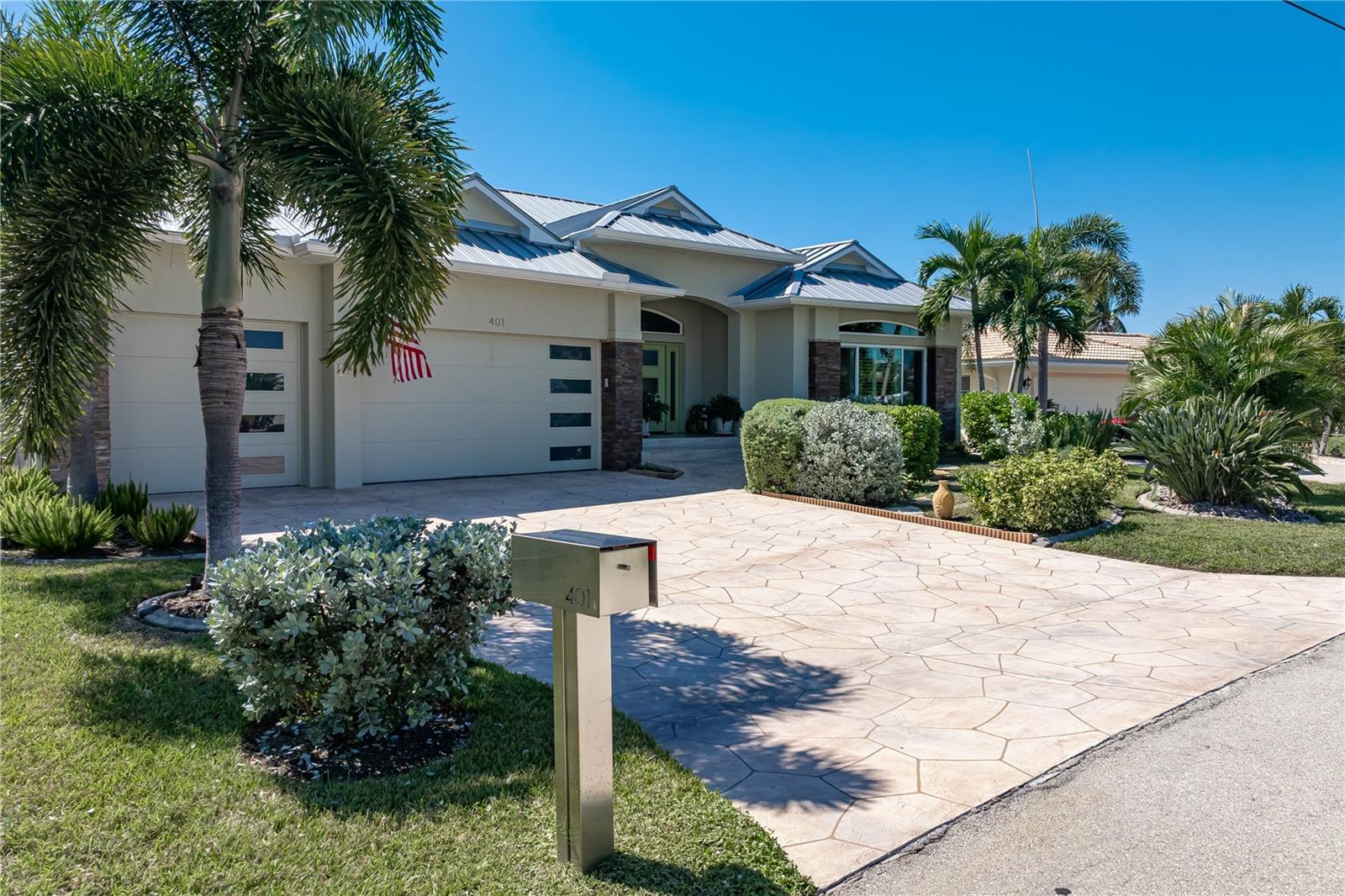 PUNTA GORDA ISLES SEC 05 - Residential