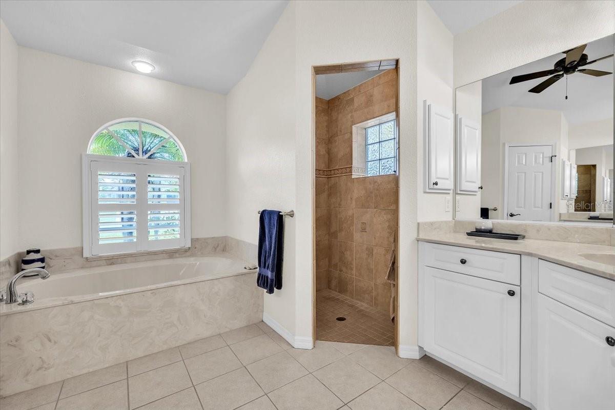 ROTONDA WEST PINE VALLEY - Residential