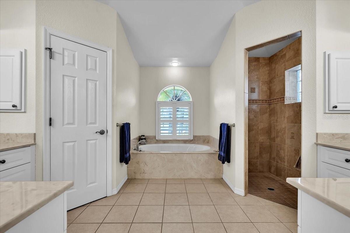 ROTONDA WEST PINE VALLEY - Residential