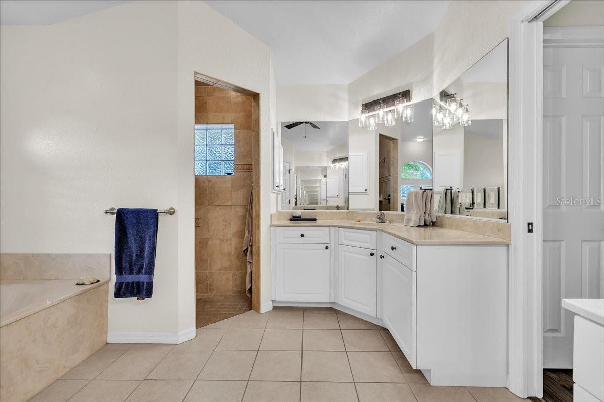 ROTONDA WEST PINE VALLEY - Residential