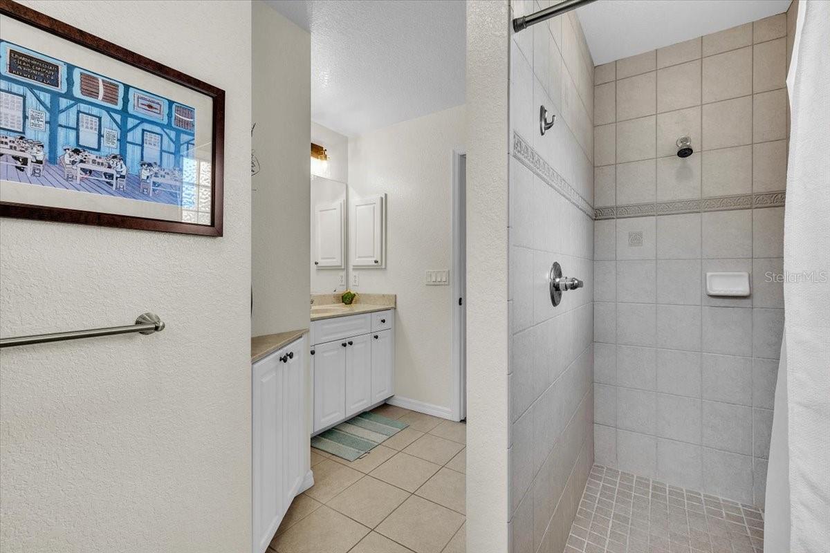 ROTONDA WEST PINE VALLEY - Residential