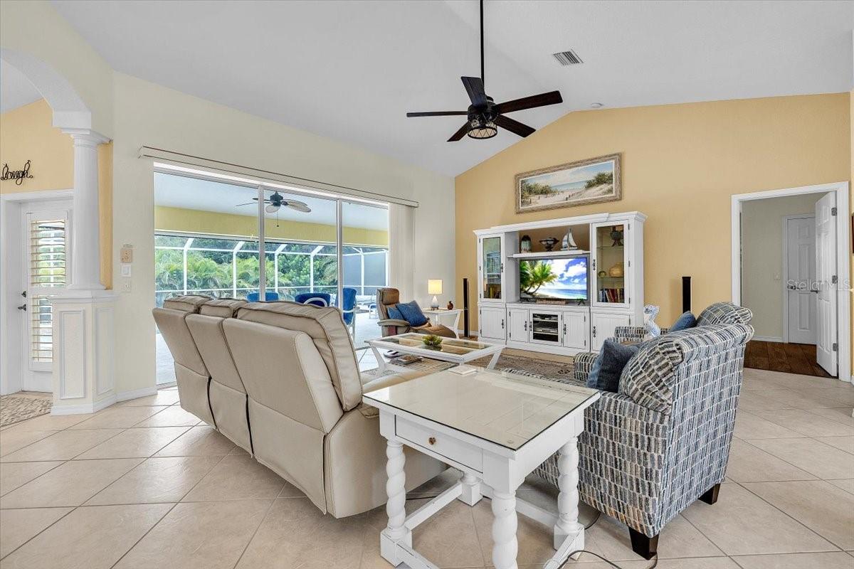 ROTONDA WEST PINE VALLEY - Residential
