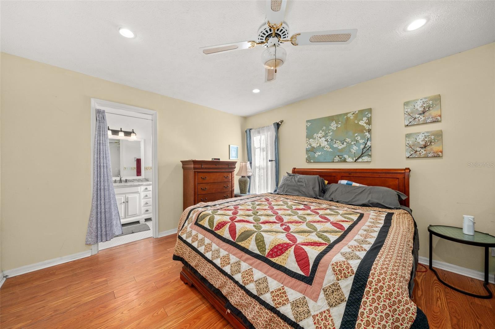 SUN N LAKES - Residential