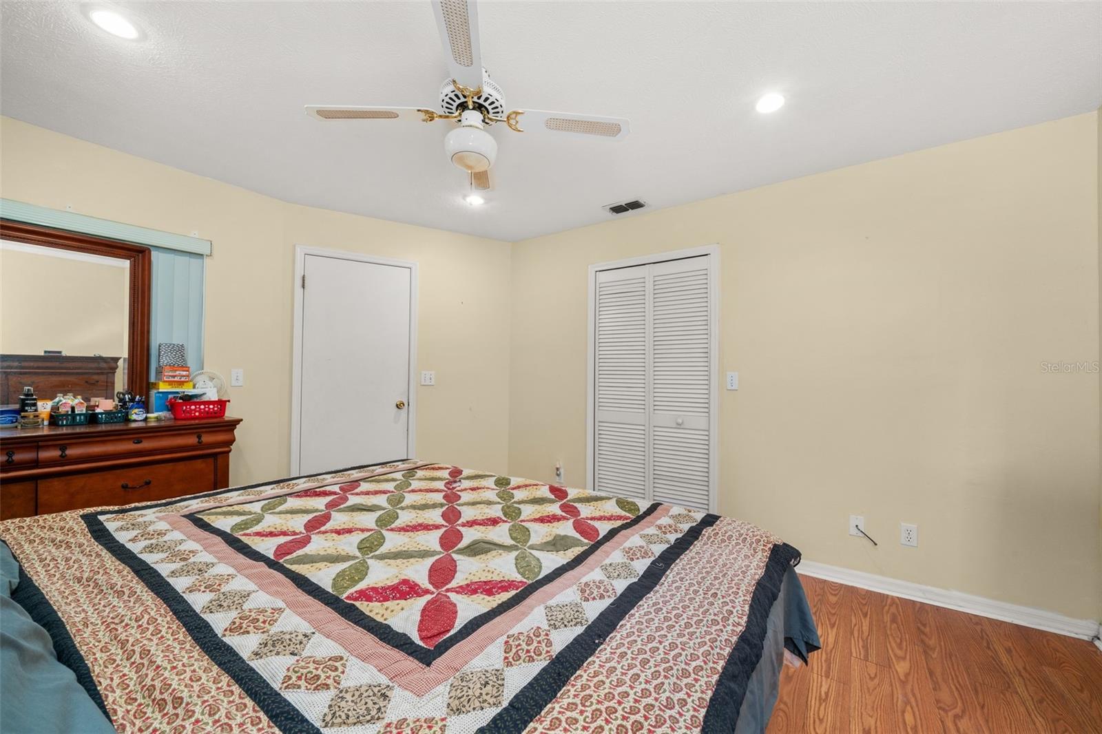 SUN N LAKES - Residential