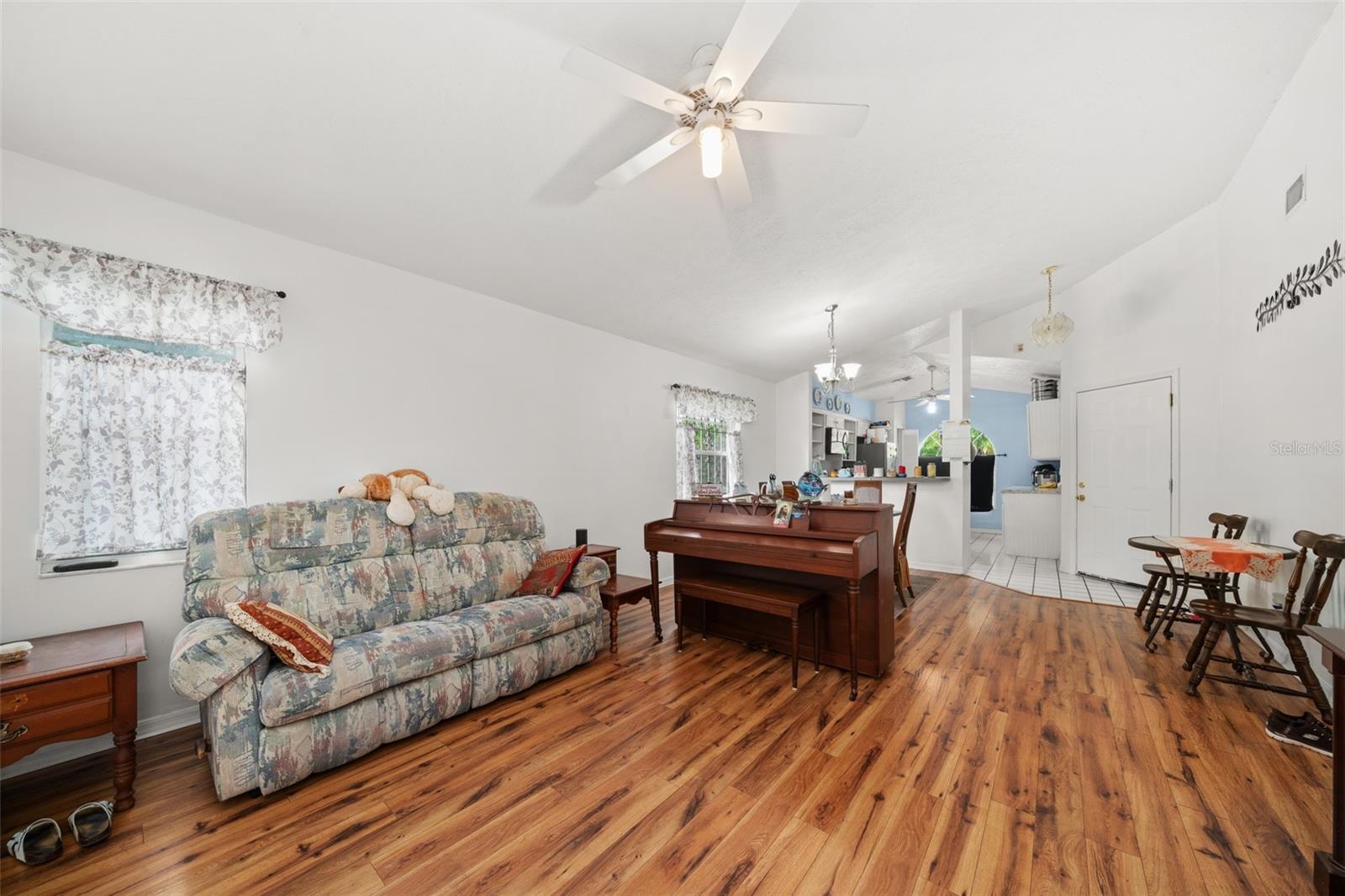 SUN N LAKES - Residential