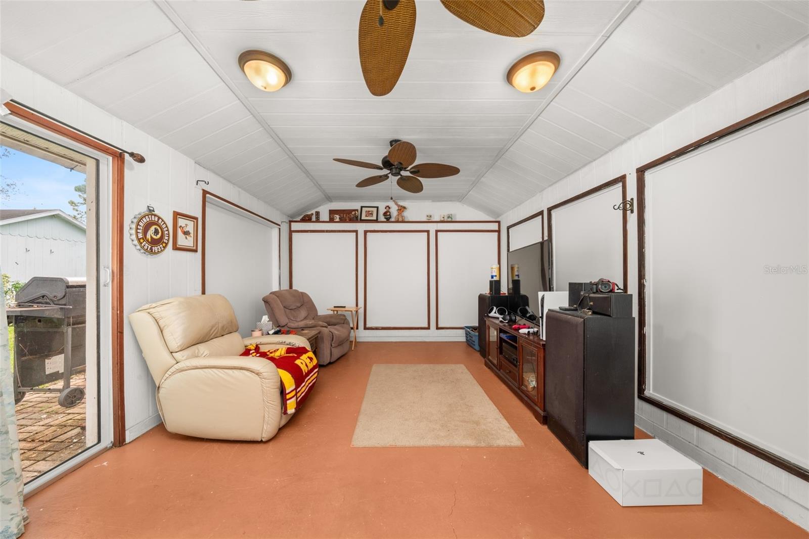 SUN N LAKES - Residential