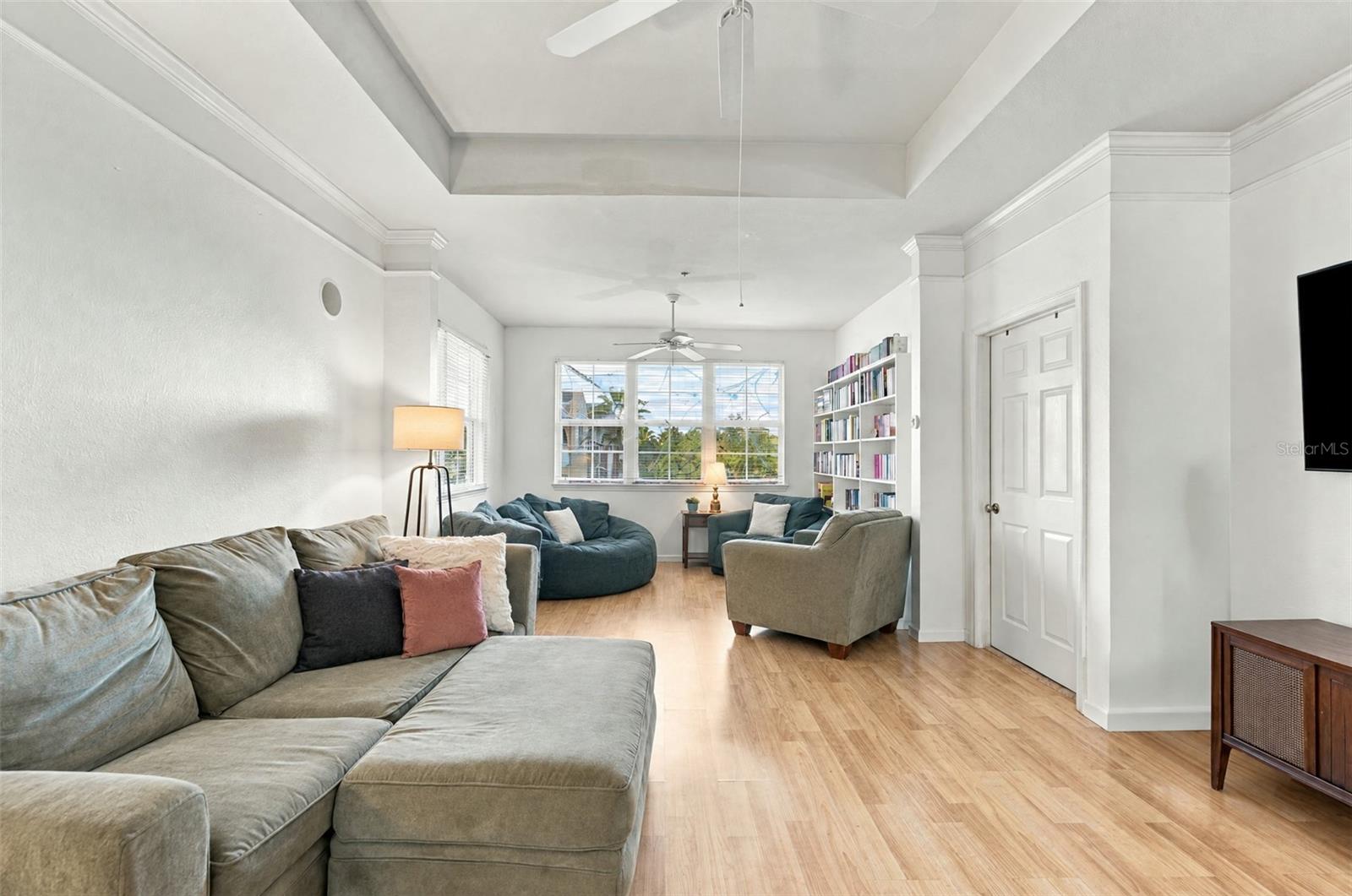 HAMPTONS/METROWEST - Residential