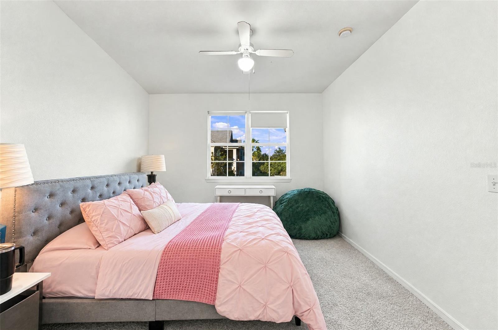 HAMPTONS/METROWEST - Residential
