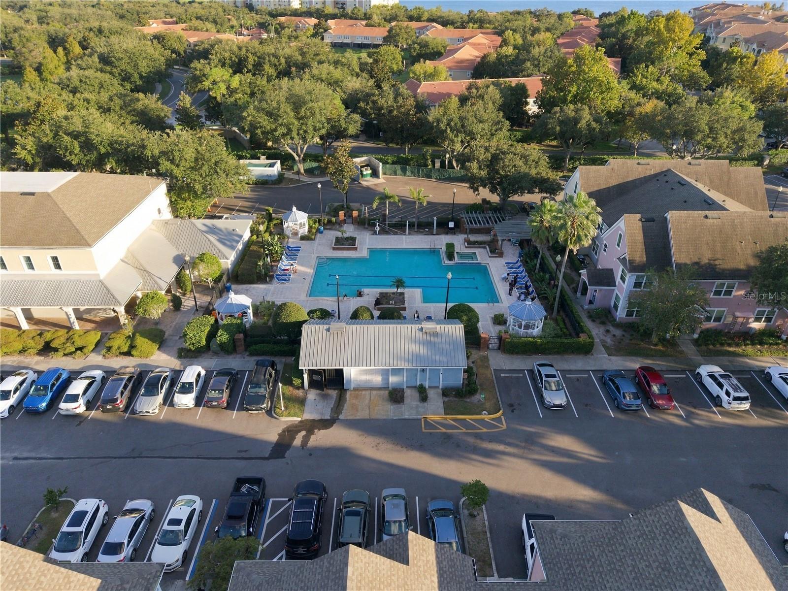 HAMPTONS/METROWEST - Residential