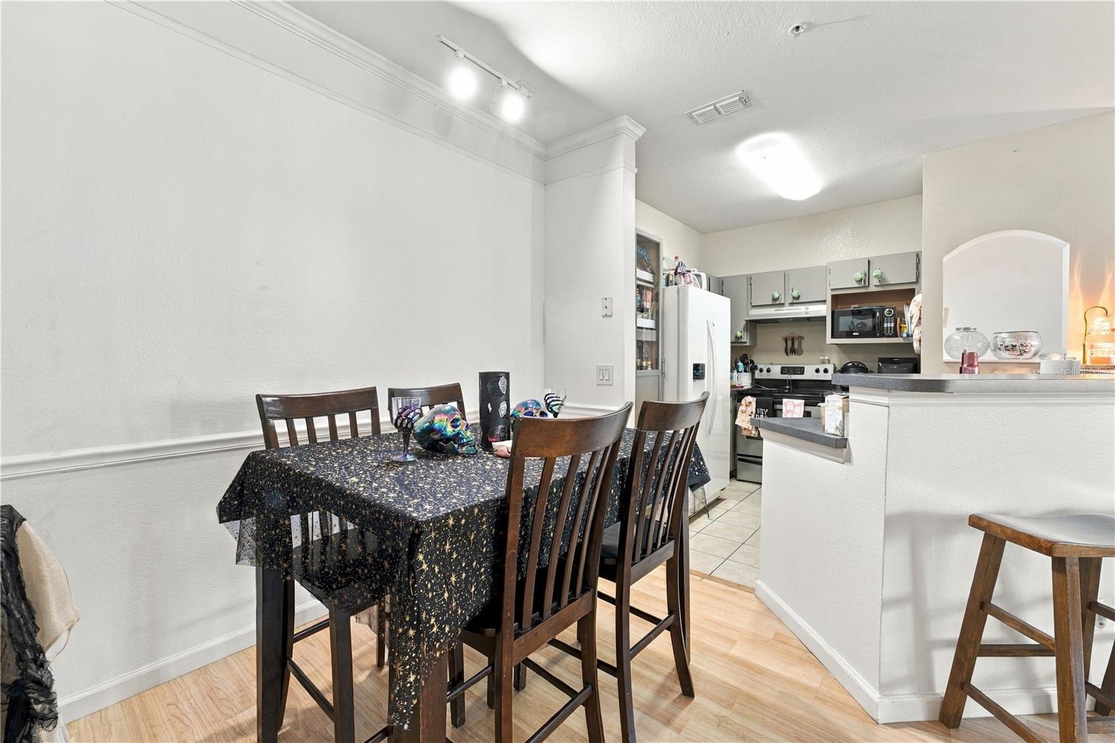 HAMPTONS/METROWEST - Residential