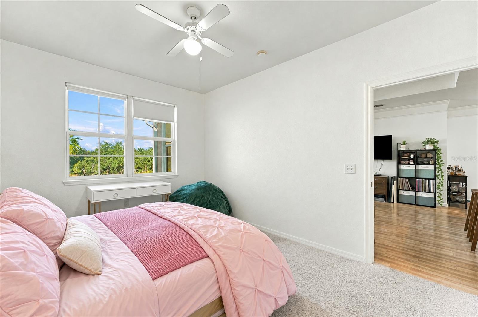 HAMPTONS/METROWEST - Residential