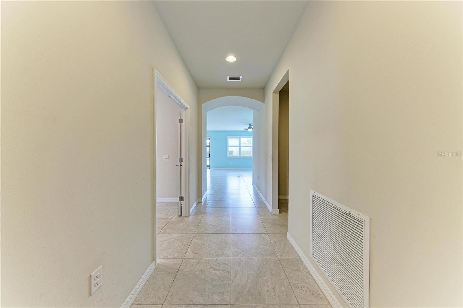 SANDHILL PRESERVE - Residential