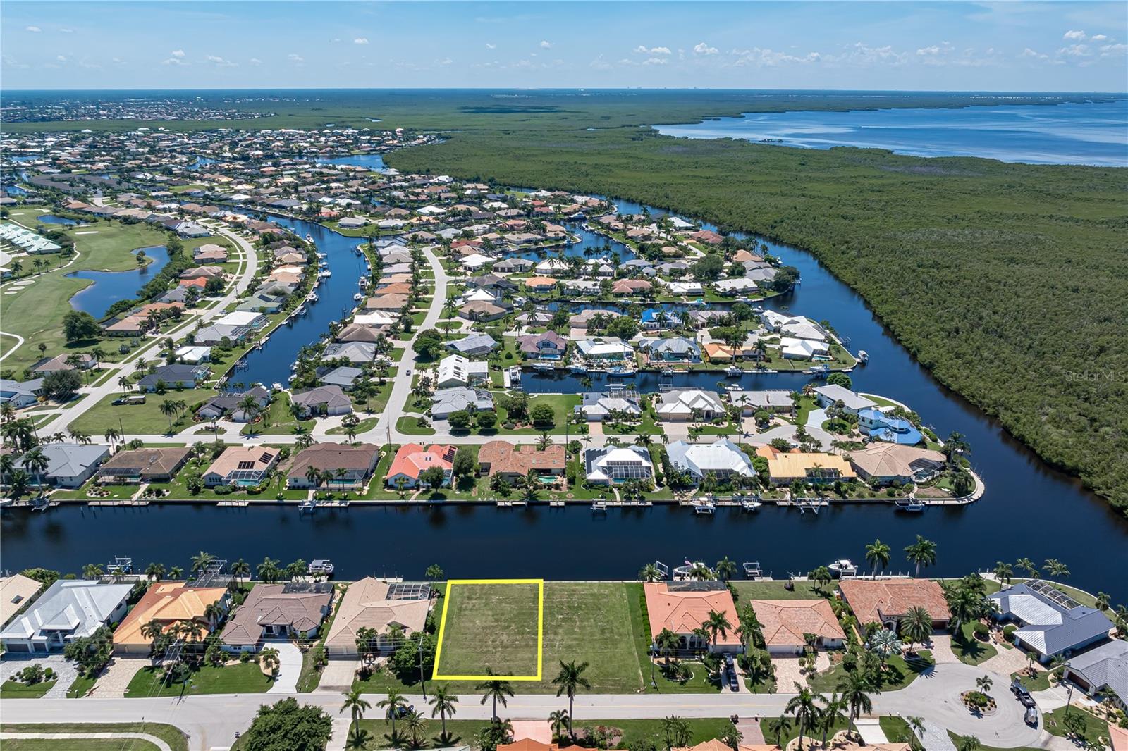 PUNTA GORDA ISLES SEC 12 - Land
